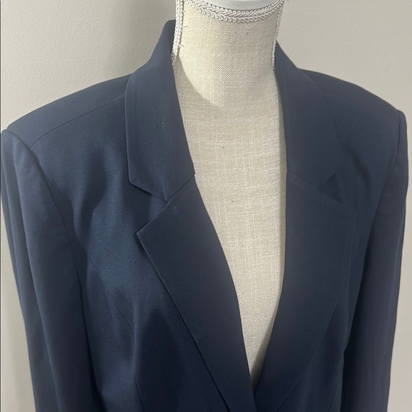 41 Hawthorn Black Blazer Professional Blazer - Picture 2 of 9